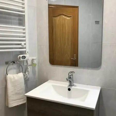 Piso Centrico Cerca De La Playa * Ла-Корунья